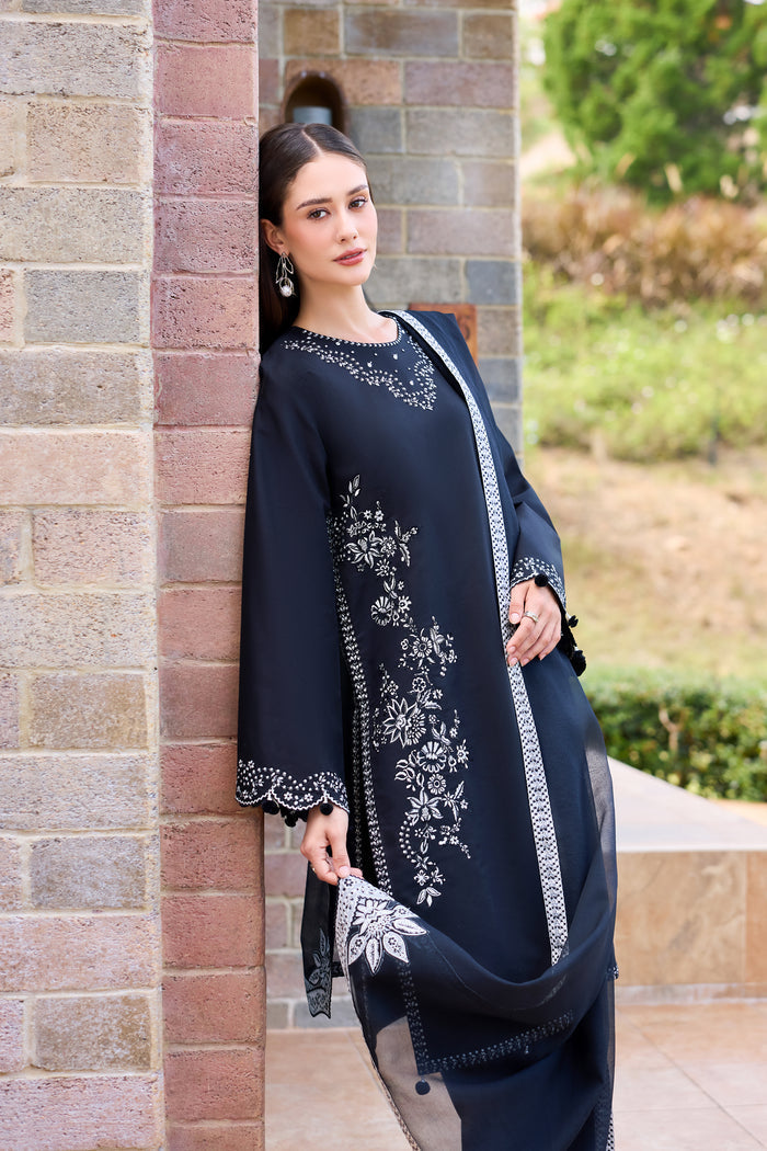 Farasha | Sorine Summer 26 | Night Whisper-3