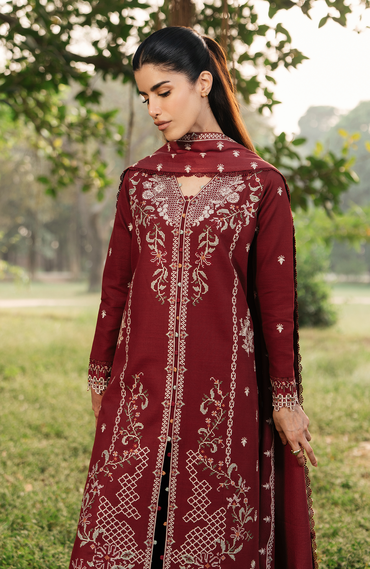 Seran | Enchanted Winter 25 | Velisse-3