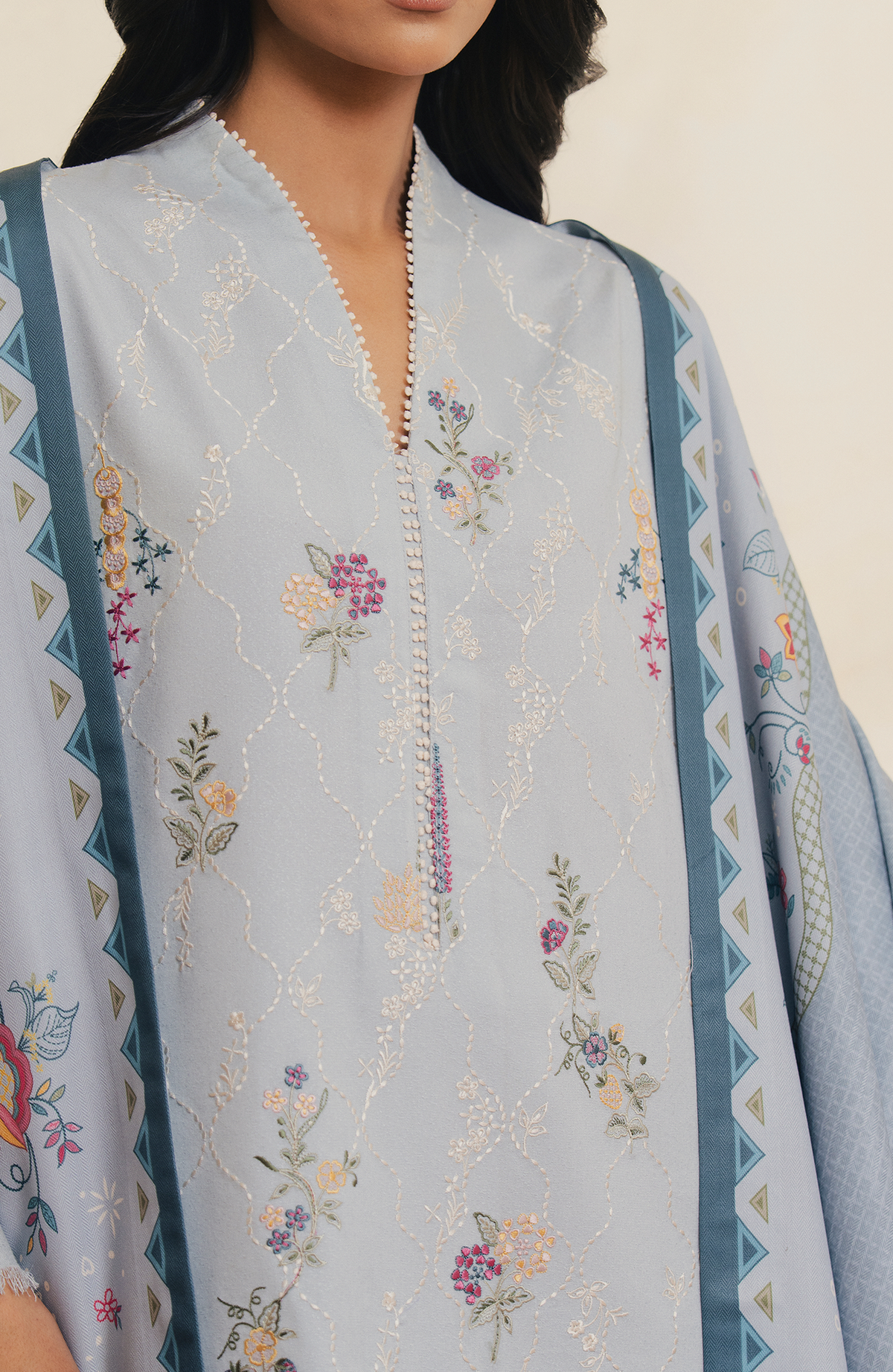 Seran | Winter Embroidered 25 | Alviera-4