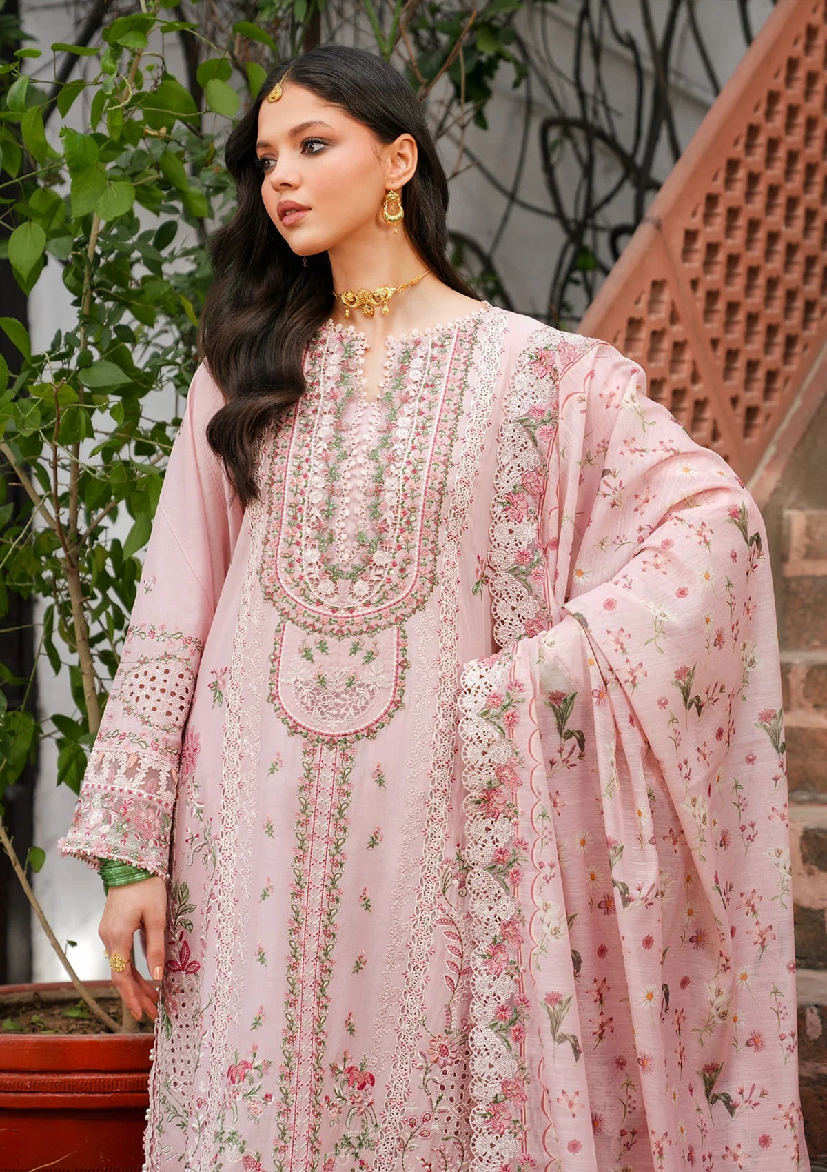 Kahf Premium | Ek Fasana Luxury Lawn 26 | KLB-3A DILNASHEEN, image 3