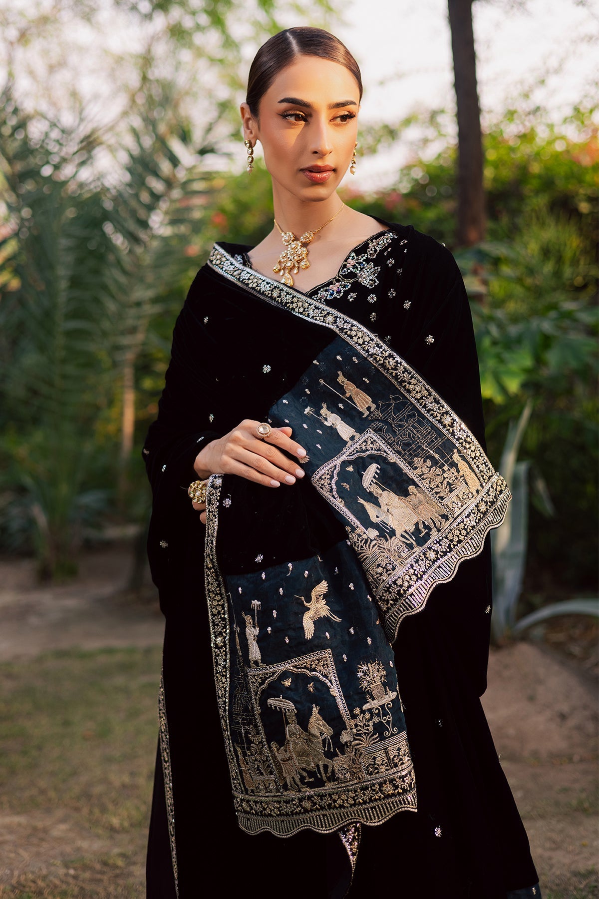 Nureh | Maya Velvet | NW-118, image 4