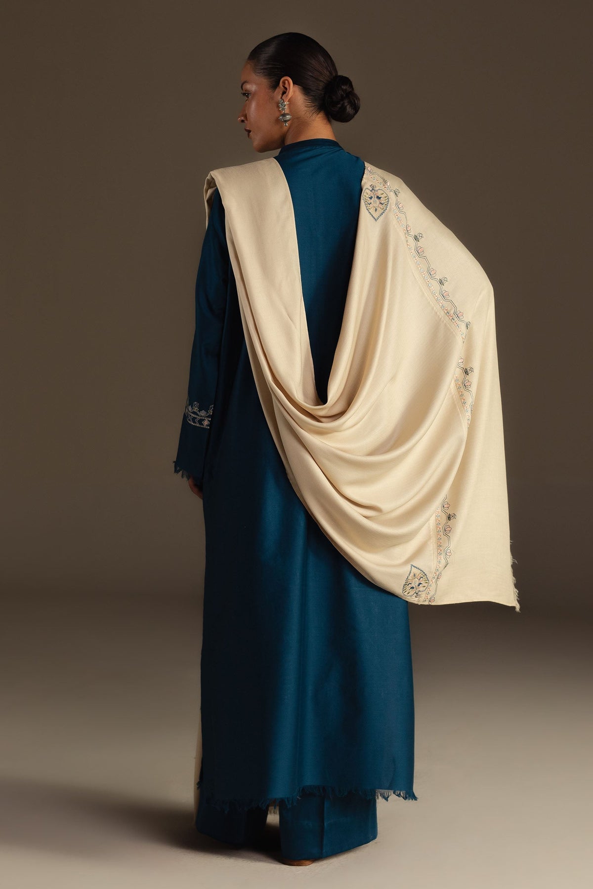 Zara Shahjahan | Pret A W 25 | Elina-2
