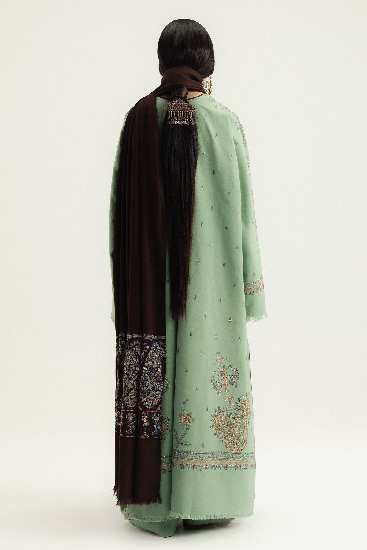 Zara Shahjahan | Winter 25 | Keran, image 2