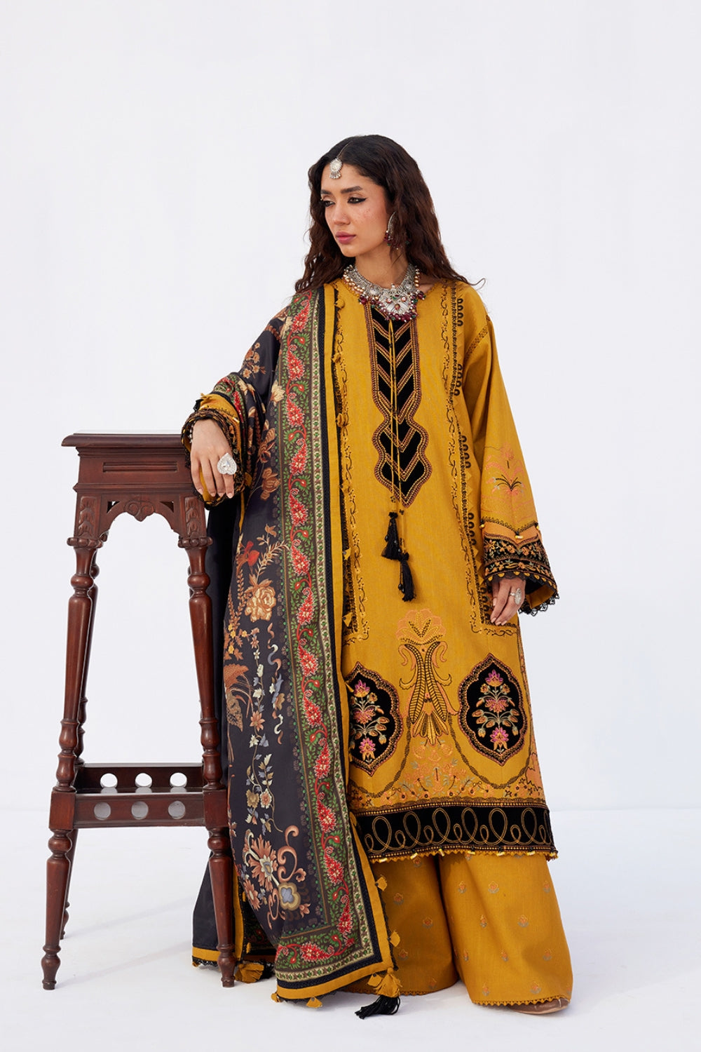 Saira Rizwan | Winter Khaddar 25 | ZARD-SRW25-03-1