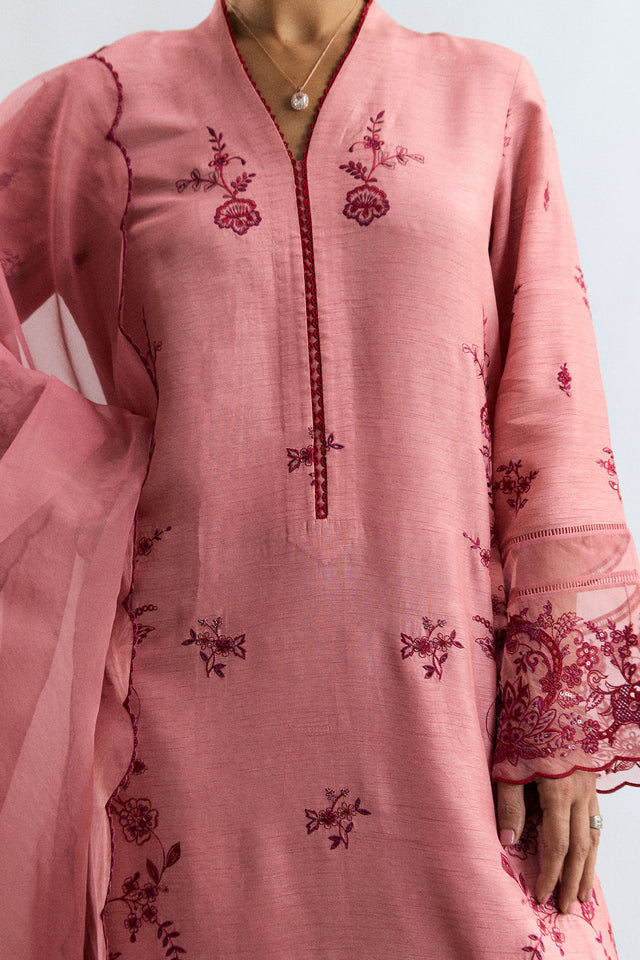 Zara Shahjahan | Festive 26 | Gulnaar, image 3