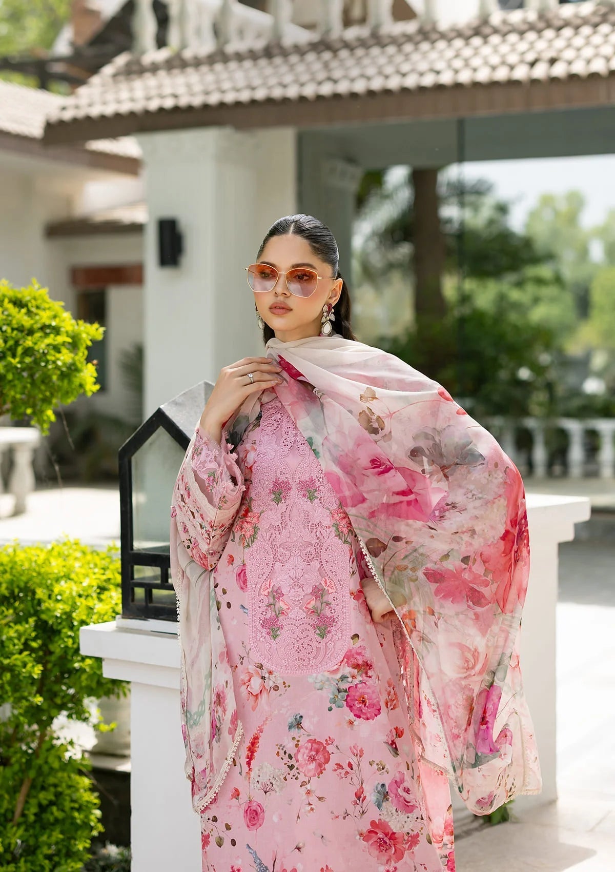 Elaf Premium | Signature Embroidered Lawn with Chiffon Collection 26 | ESG-4B MIRA-3