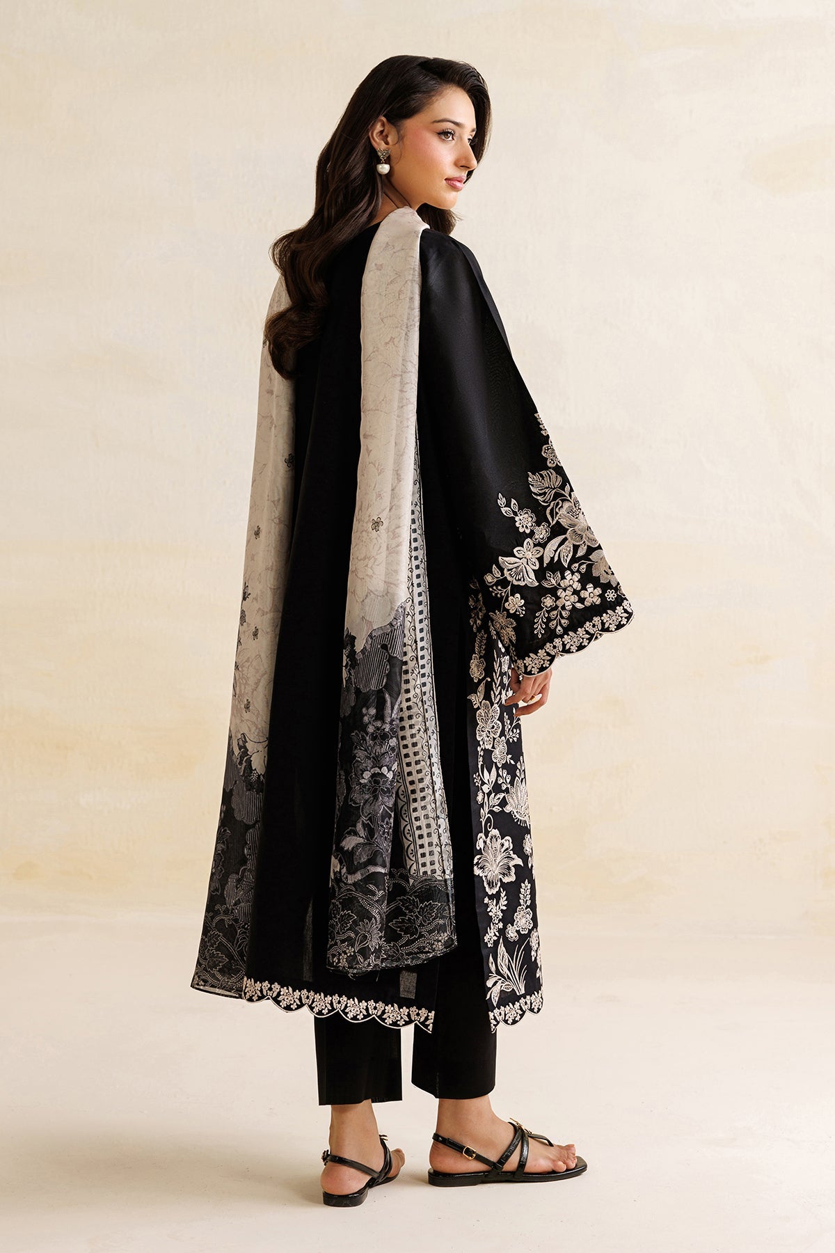 Baroque | Luxury Summer Pret | UF-4471, image 2