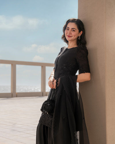 Faiza Saqlain | Reina Luxe | Temirah