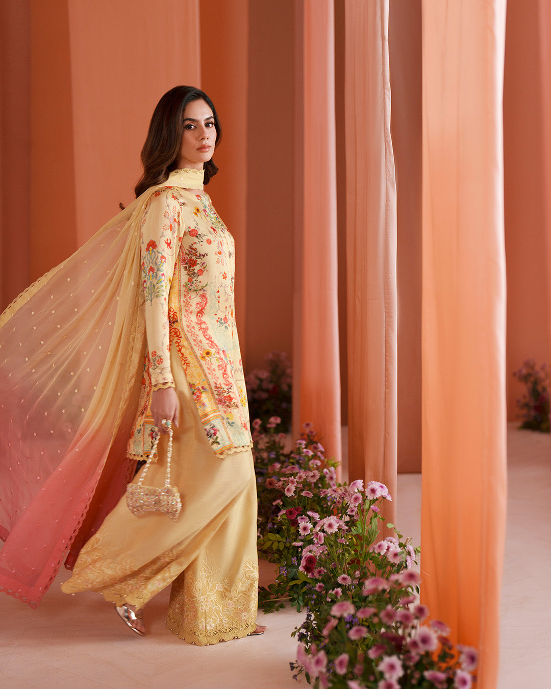 Faiza Saqlain | Roim Pret | Resal