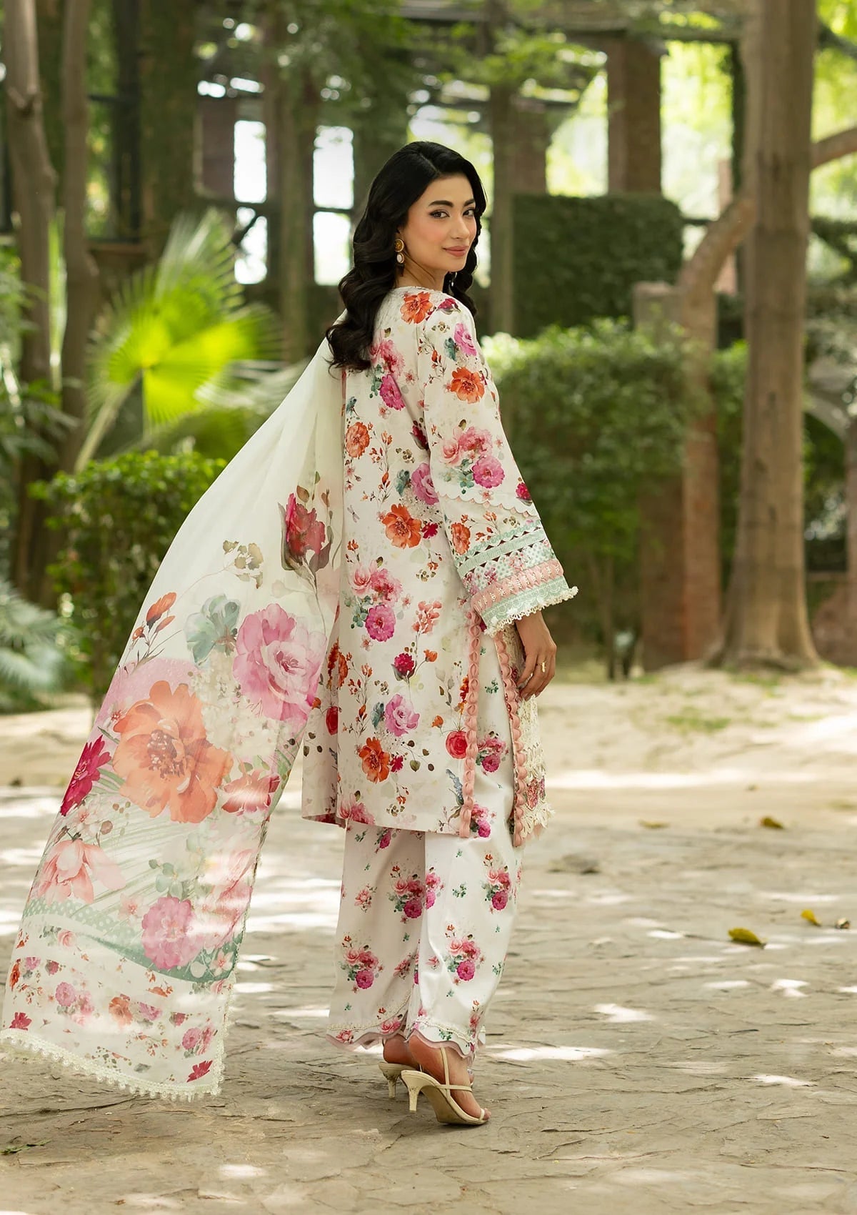Elaf Premium | Signature Embroidered Lawn with Chiffon Collection 26 | ESG-4A CLAIRE-2