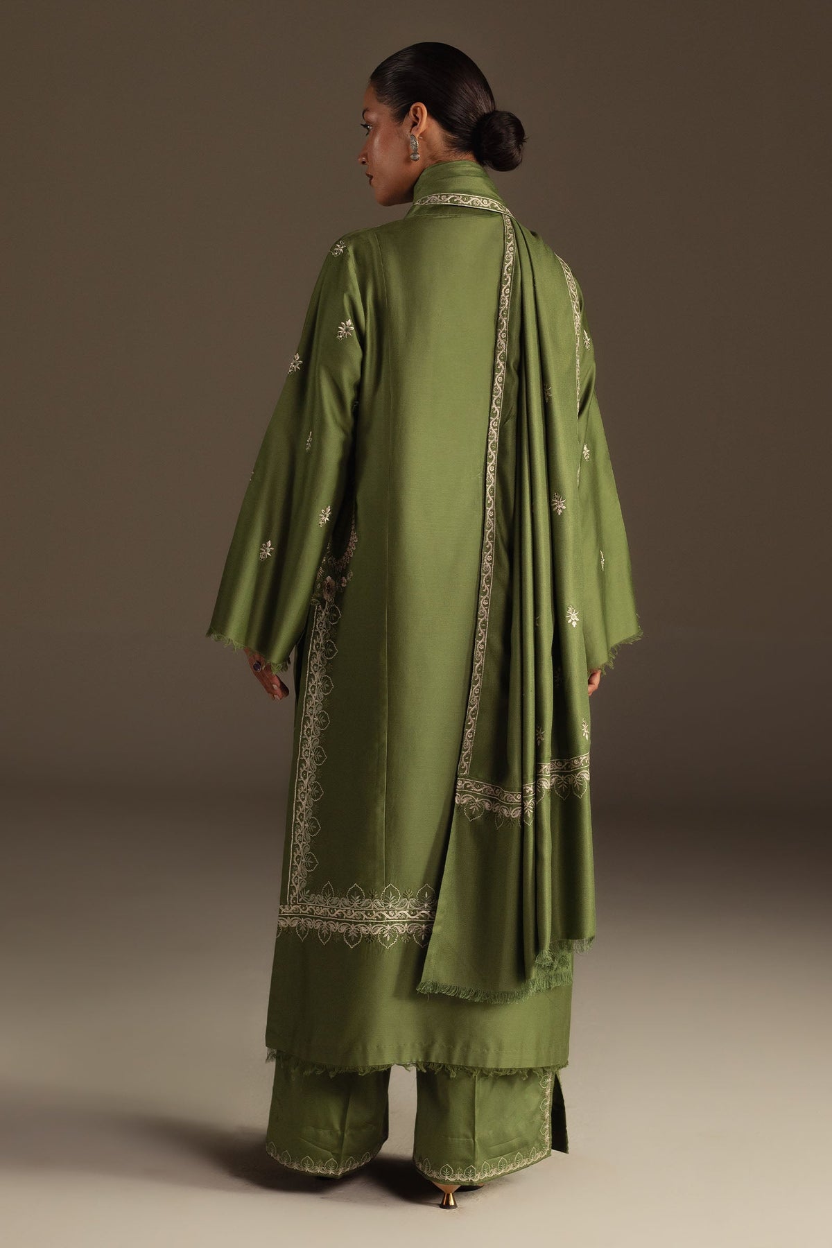 Zara Shahjahan | Pret A W 25 | Zimal-2