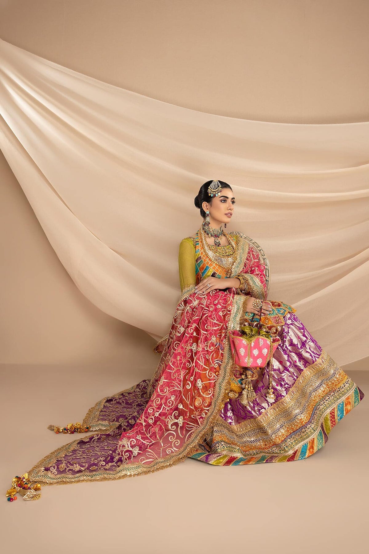 Nilofer Shahid | Shama e Mehfil | Mahjabeen, image 4