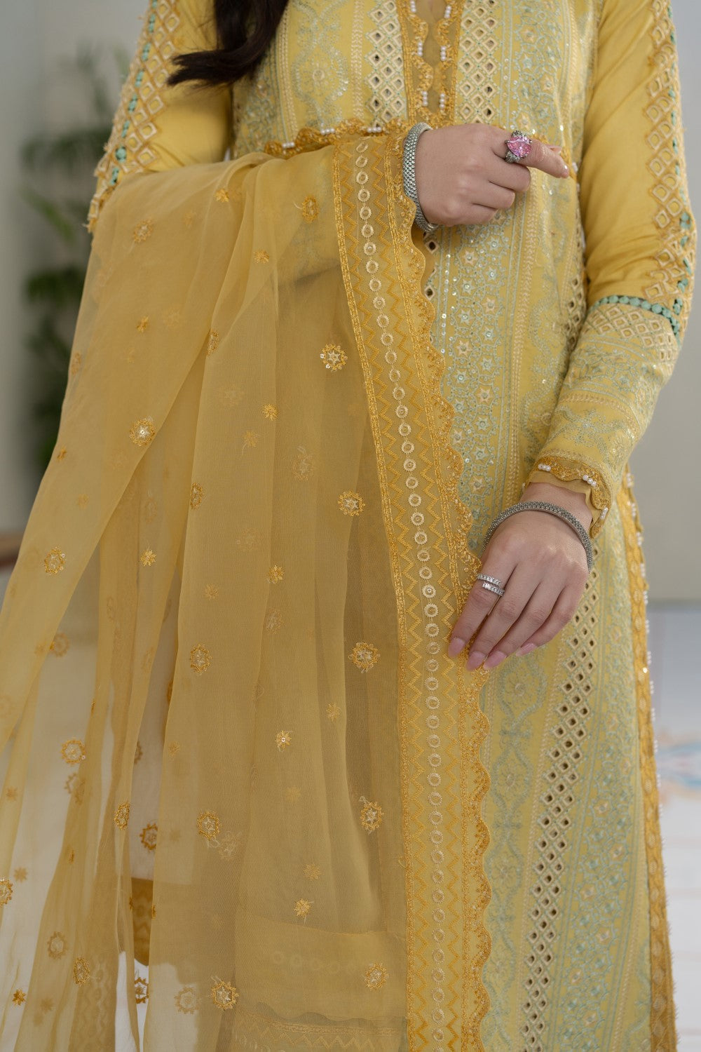Maryum N Maria | Luxury Lawn 25 | AERIN - MS50111 -  Maryum N Maria Ladies Clothes - Original Designer Dress - House of Maryam