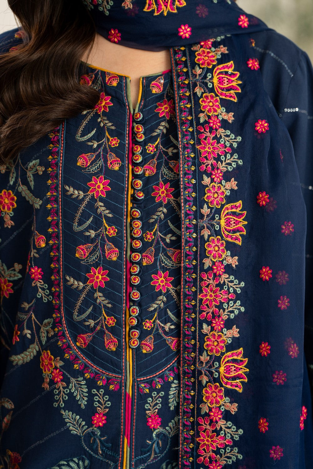 Maryum N Maria | Luxury Lawn 25 | ARAYA - MS50124 -  Maryum N Maria Ladies Clothes - Original Designer Dress - House of Maryam