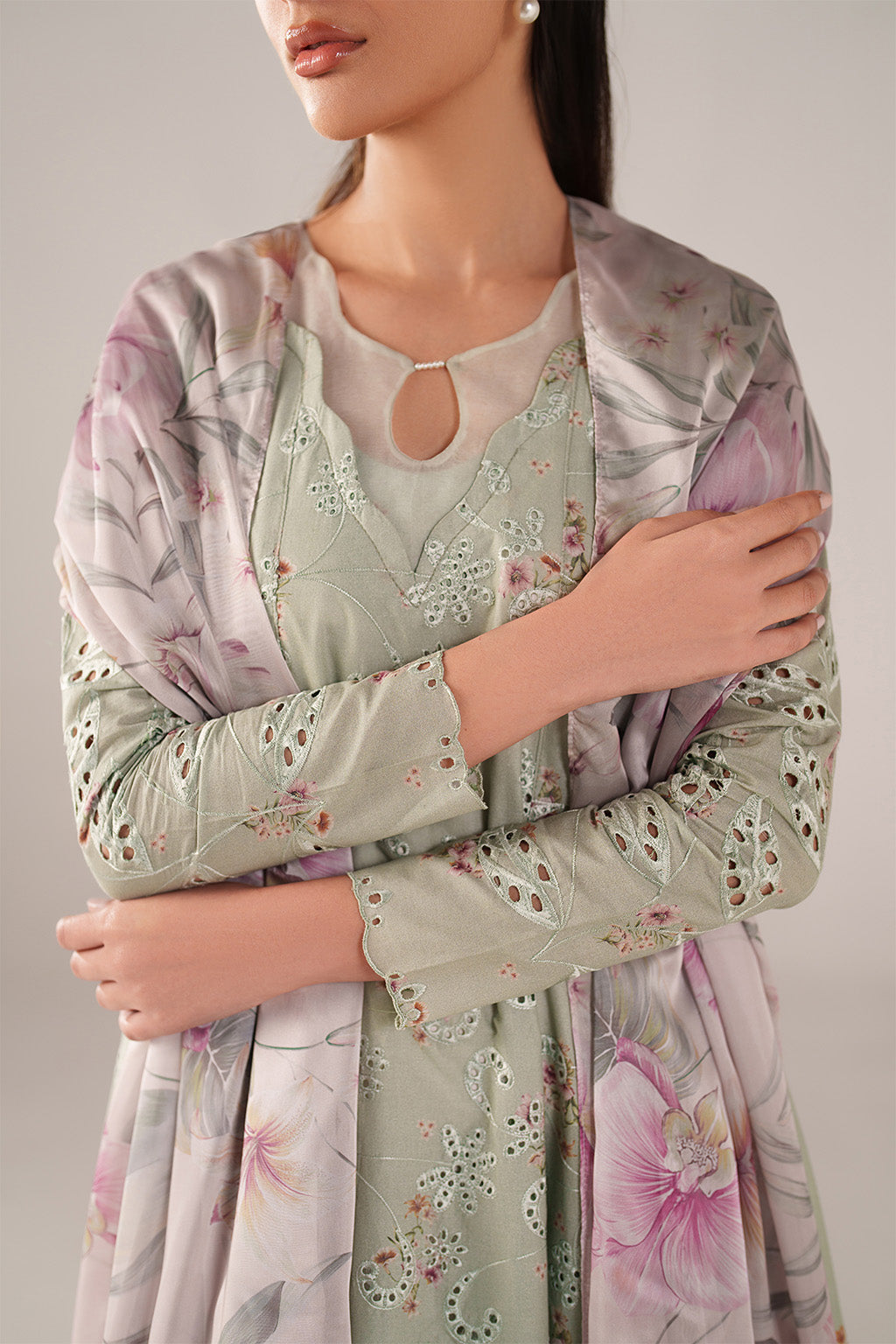 Iznik | Spring/Summer Lawn 26 | SS-03, image 4