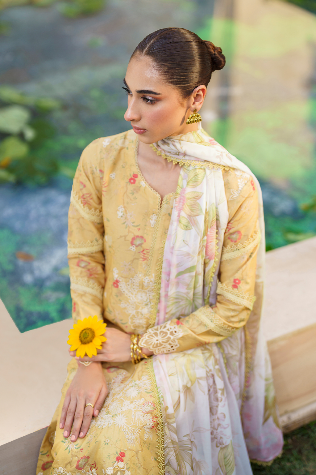 Iznik | Festive lawn 24 | SFL-09 -  Iznik Luxury - Original Designer Dress - House of Maryam