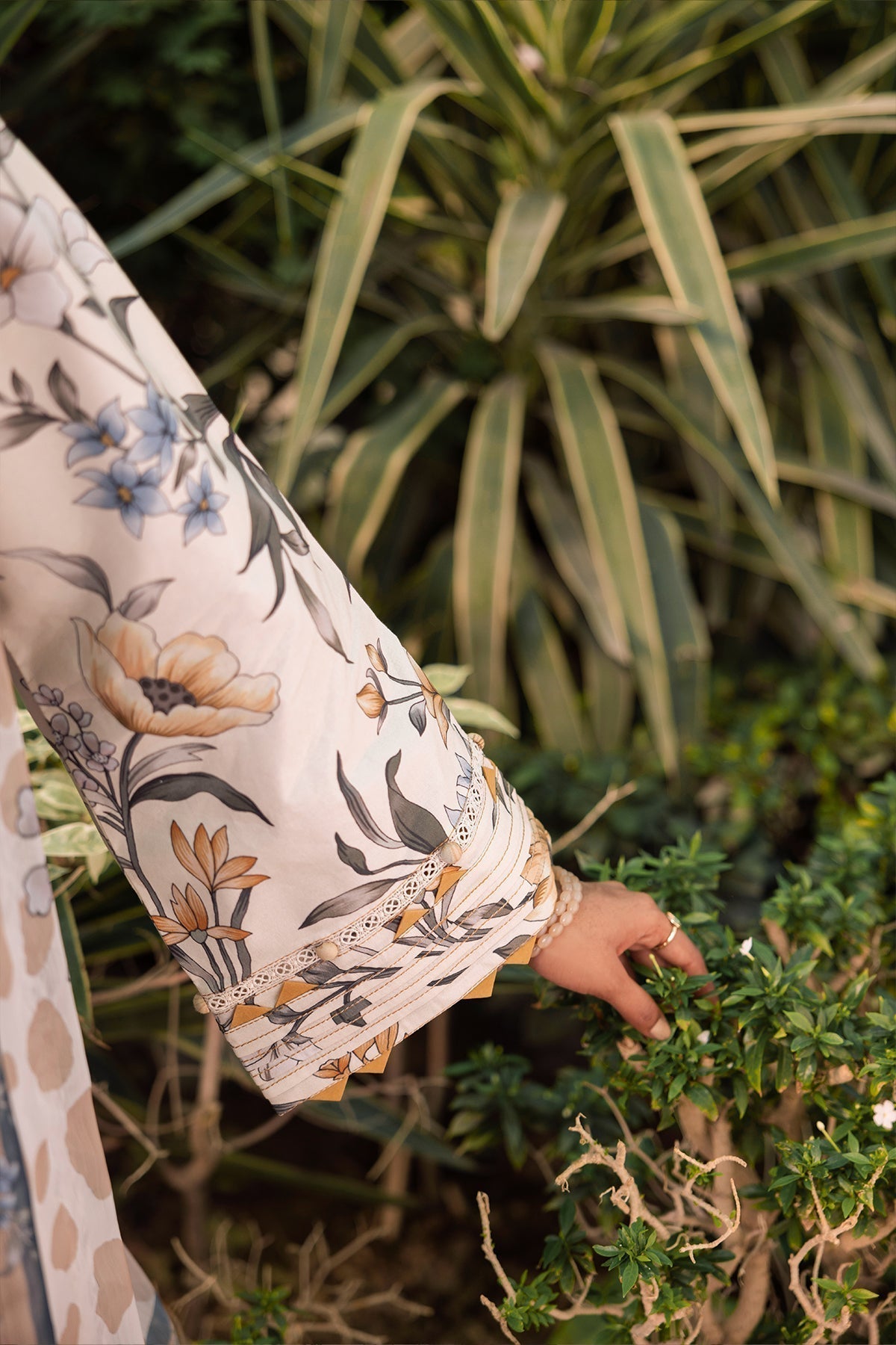 Alizeh | Sheen Lawn Prints 24 | GARDENIA -  Alizeh Casuals - Original Designer Dress - House of Maryam