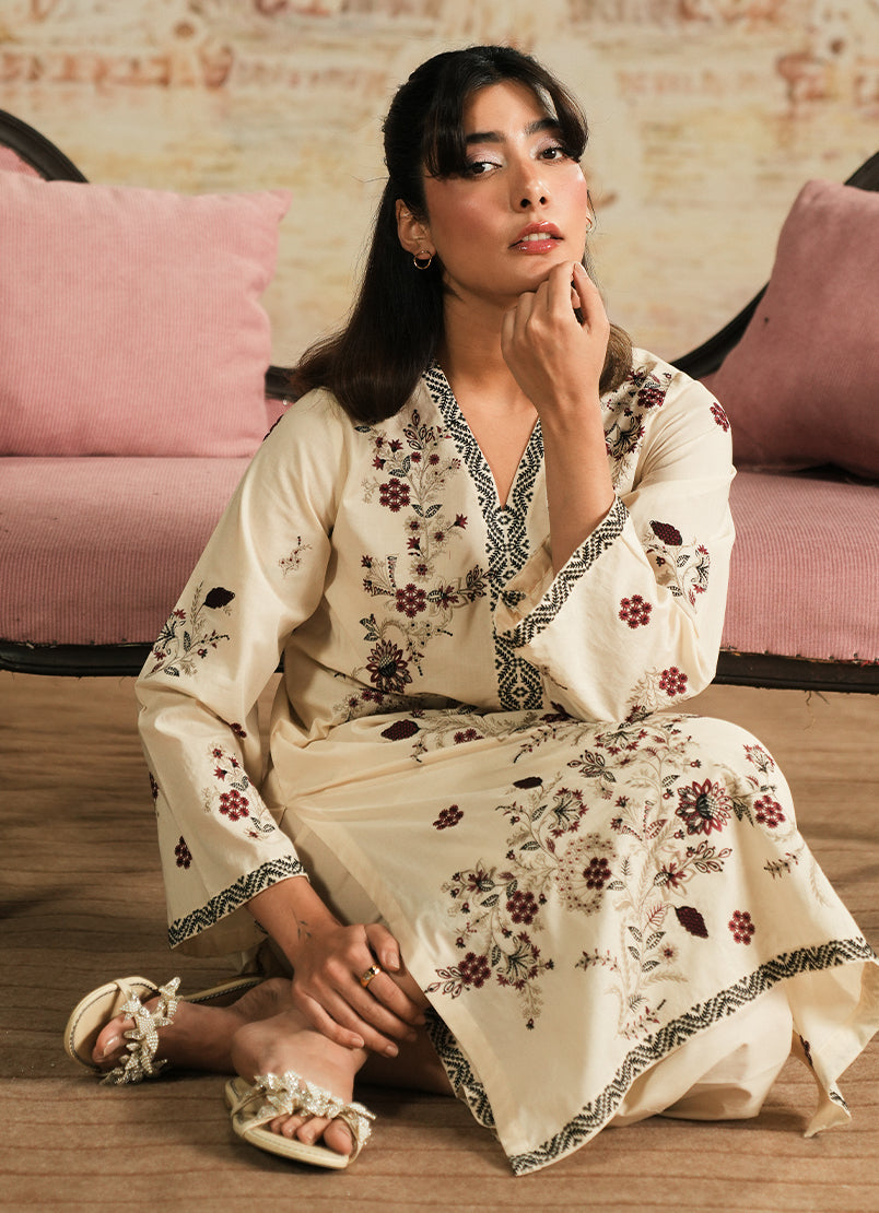 Image | Spring the Tea | ICSE-214207-12523 -  Image Ladies Clothes - Original Designer Dress - House of Maryam