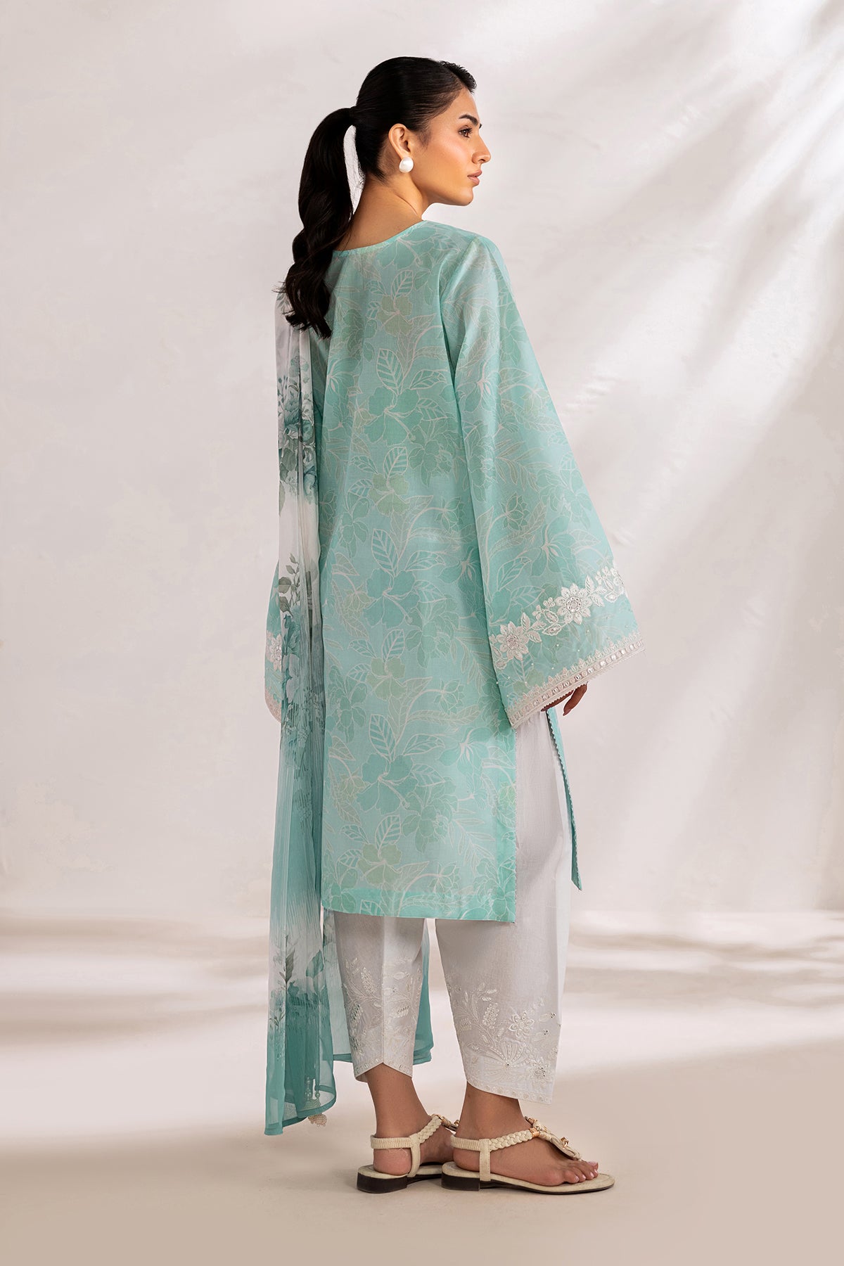 Baroque | Luxury Summer Pret | UF-4451, image 2