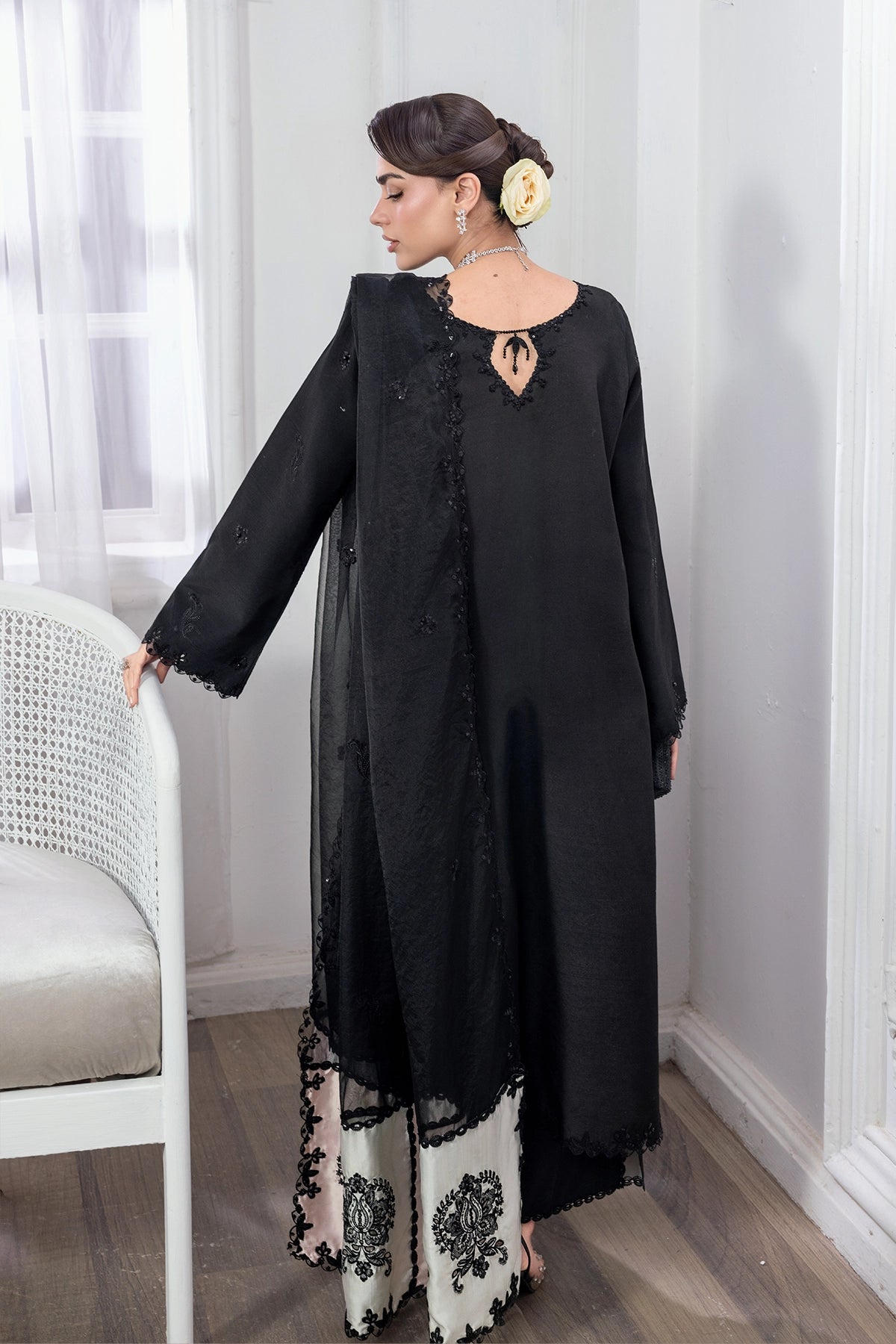 Rangrasiya | Lumeire Silk | Eclipse, image 2
