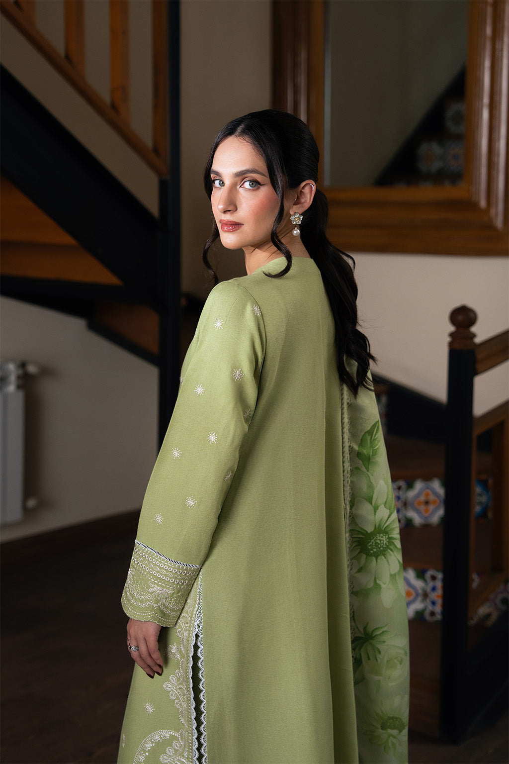 Neeshay | Winter Reverie | Virsine, image 2