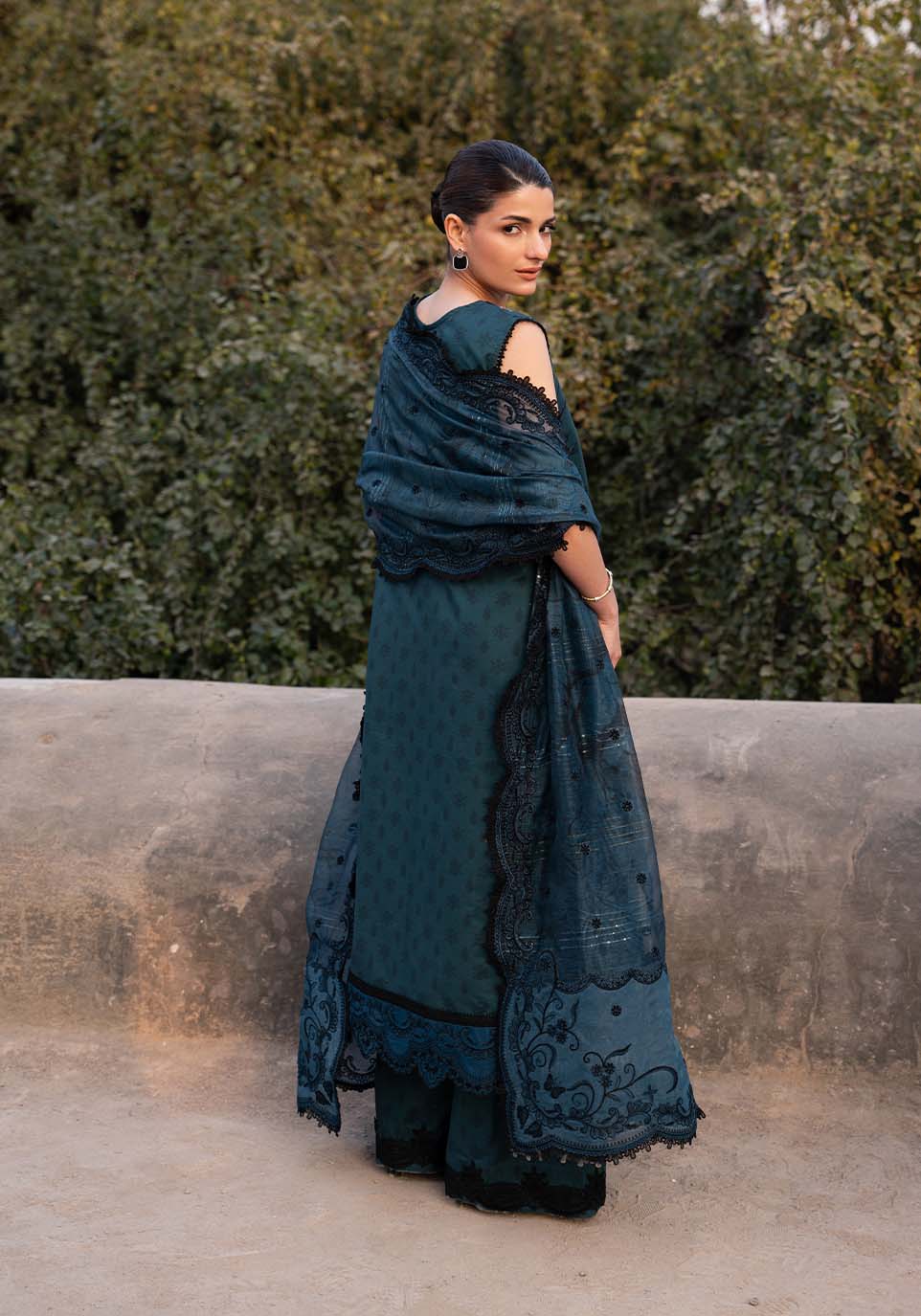 Zarqash | Luxe Lawn 26 |ZQL0014