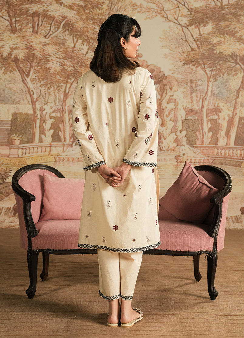 Image | Spring the Tea | ICSE-214207-12523 -  Image Ladies Clothes -  House of Maryam
