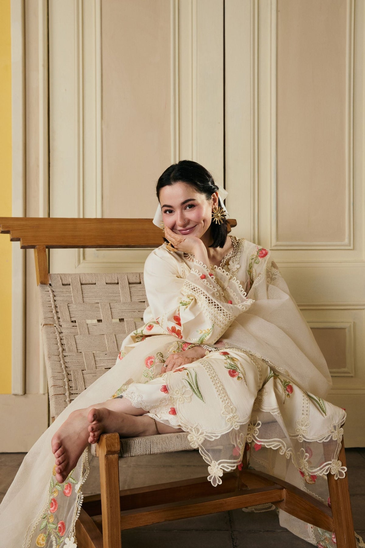 Maryam Hussain | Luxury Lawn 26 Vol 2 | Hala, image 5