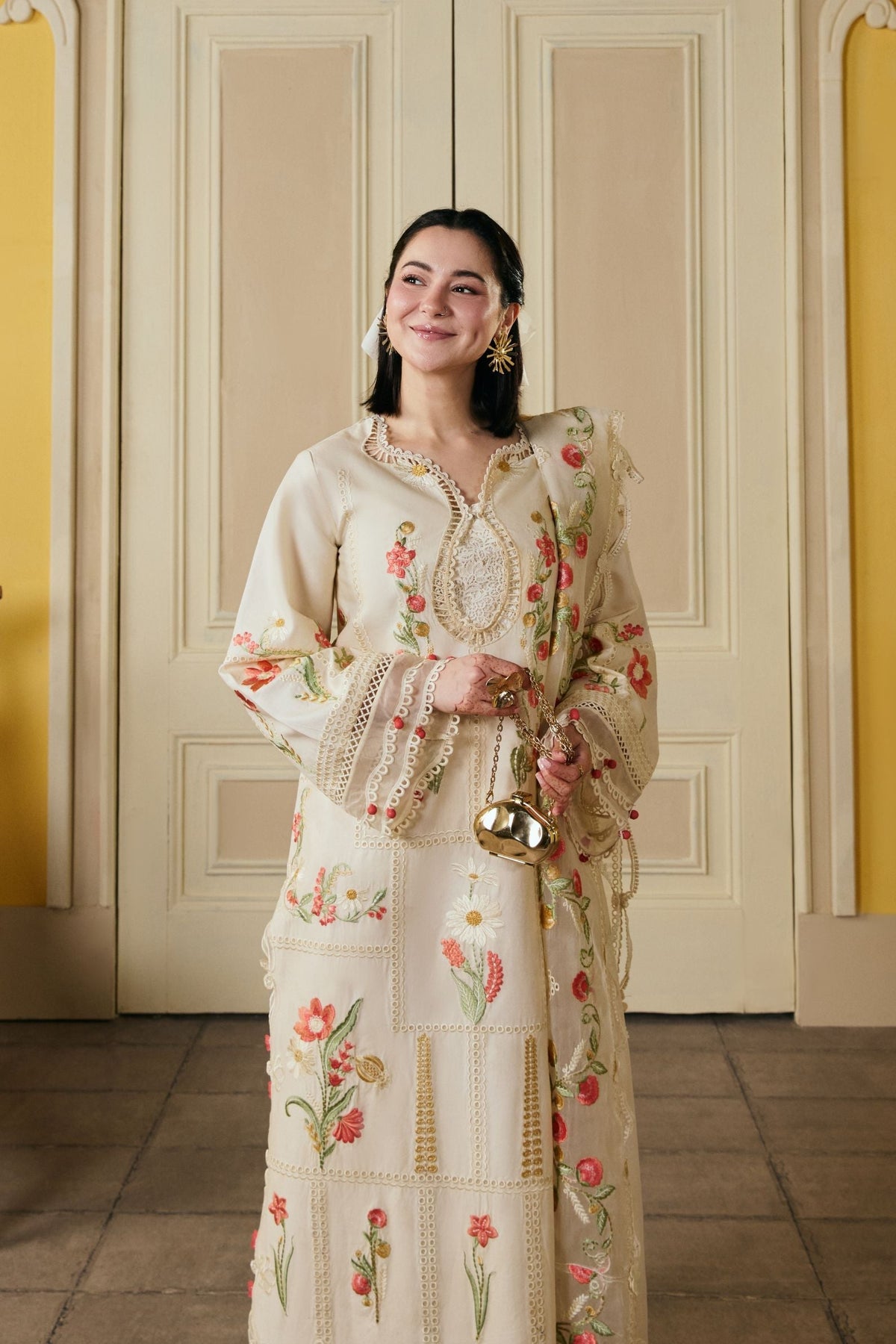 Maryam Hussain | Luxury Lawn 26 Vol 2 | Hala, image 3