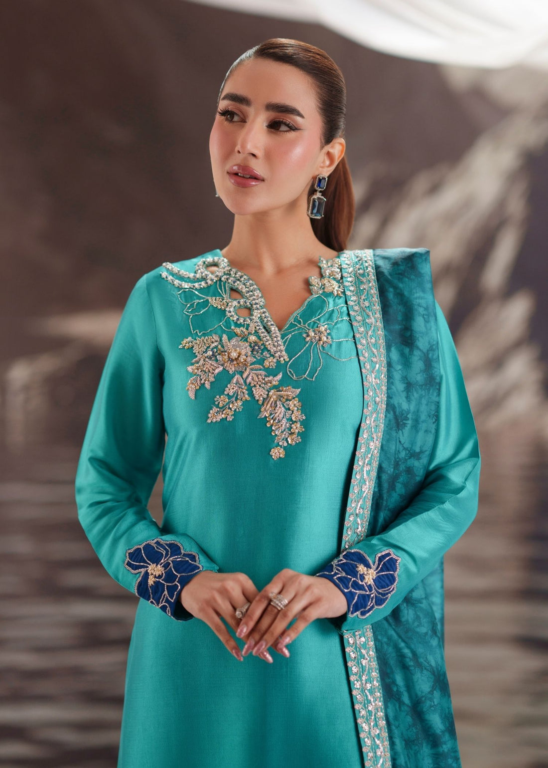 Mehak Yaqoob | Enchante Luxe Edit | Lumi-3