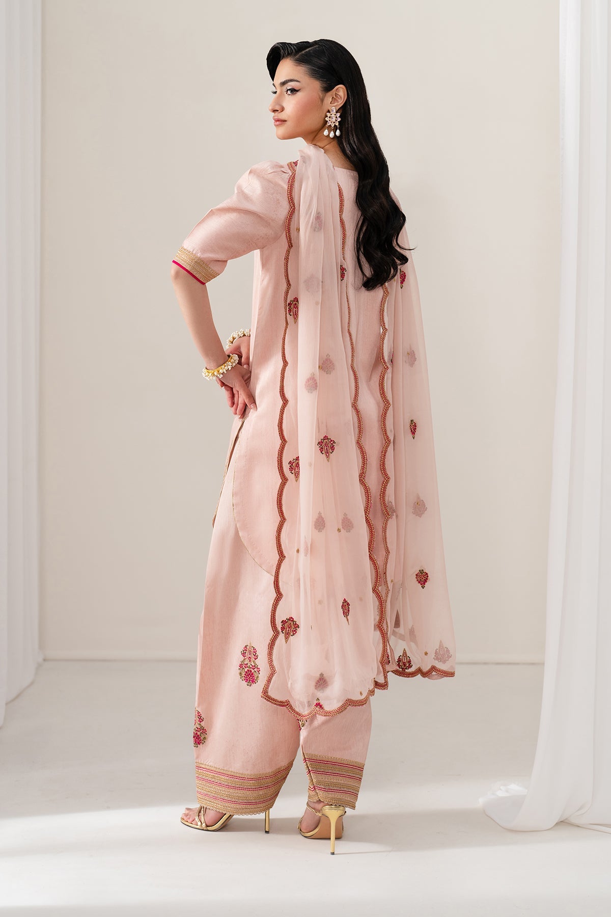 Baroque | Formal Collection | UF-4136, image 2