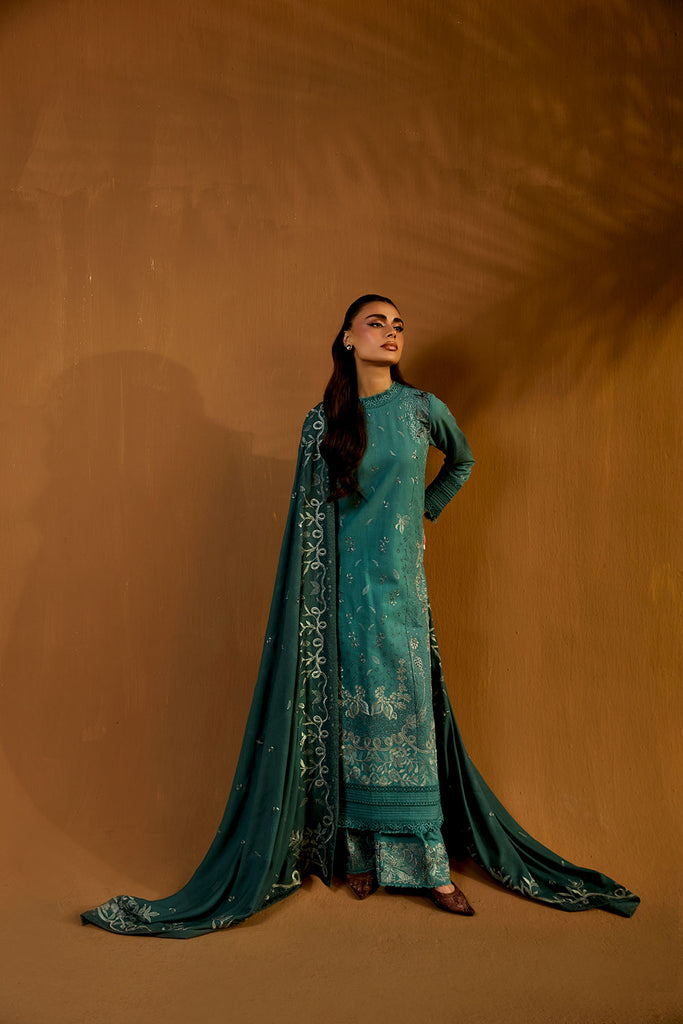Sobia Nazir | Winter Shawl 25 | Design 5A-4