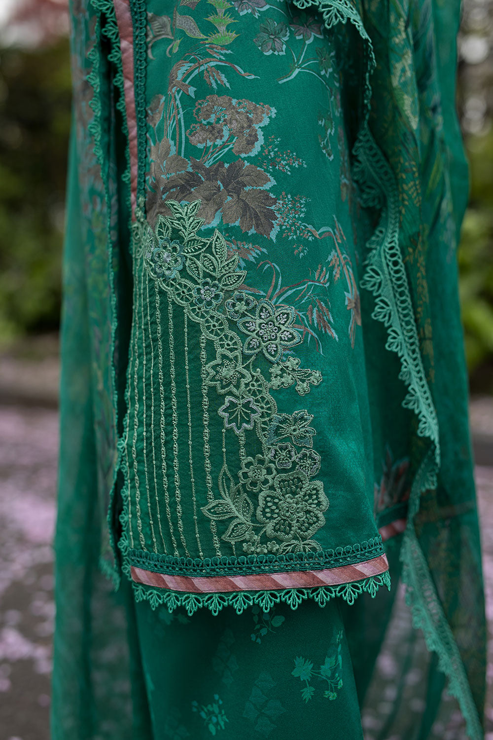 Sobia Nazir | Basics 25 | Design 5B -  Sobia Nazir Ladies Clothes - Original Designer Dress - House of Maryam
