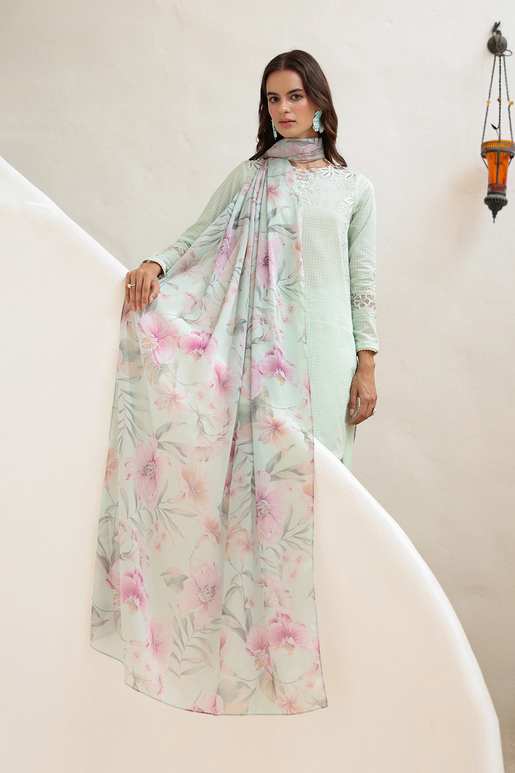 Iznik | lawn 26 | UE-521, image 3