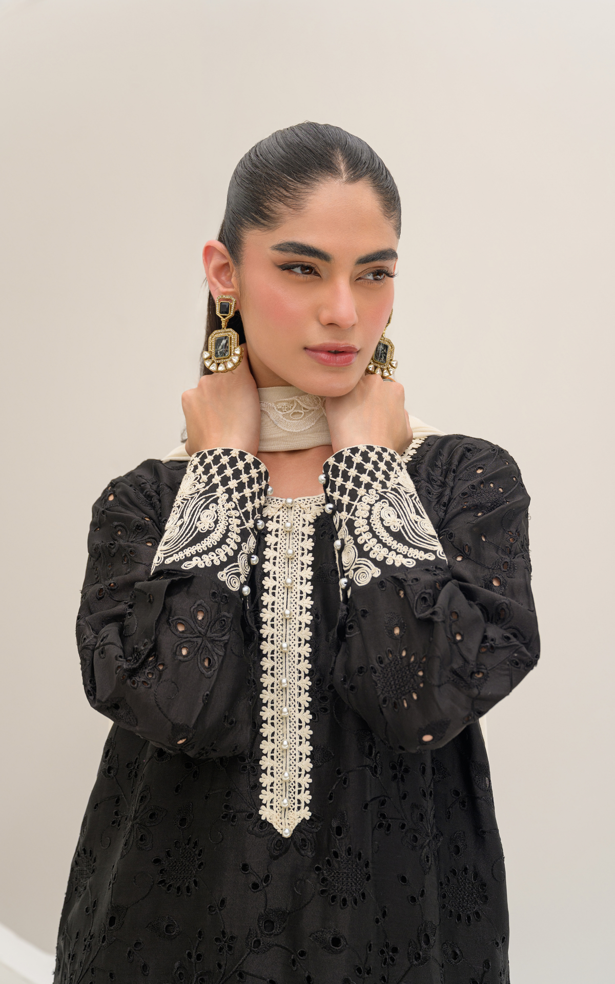 Sana Abbas | Ara Eid Luxe | Noir-3