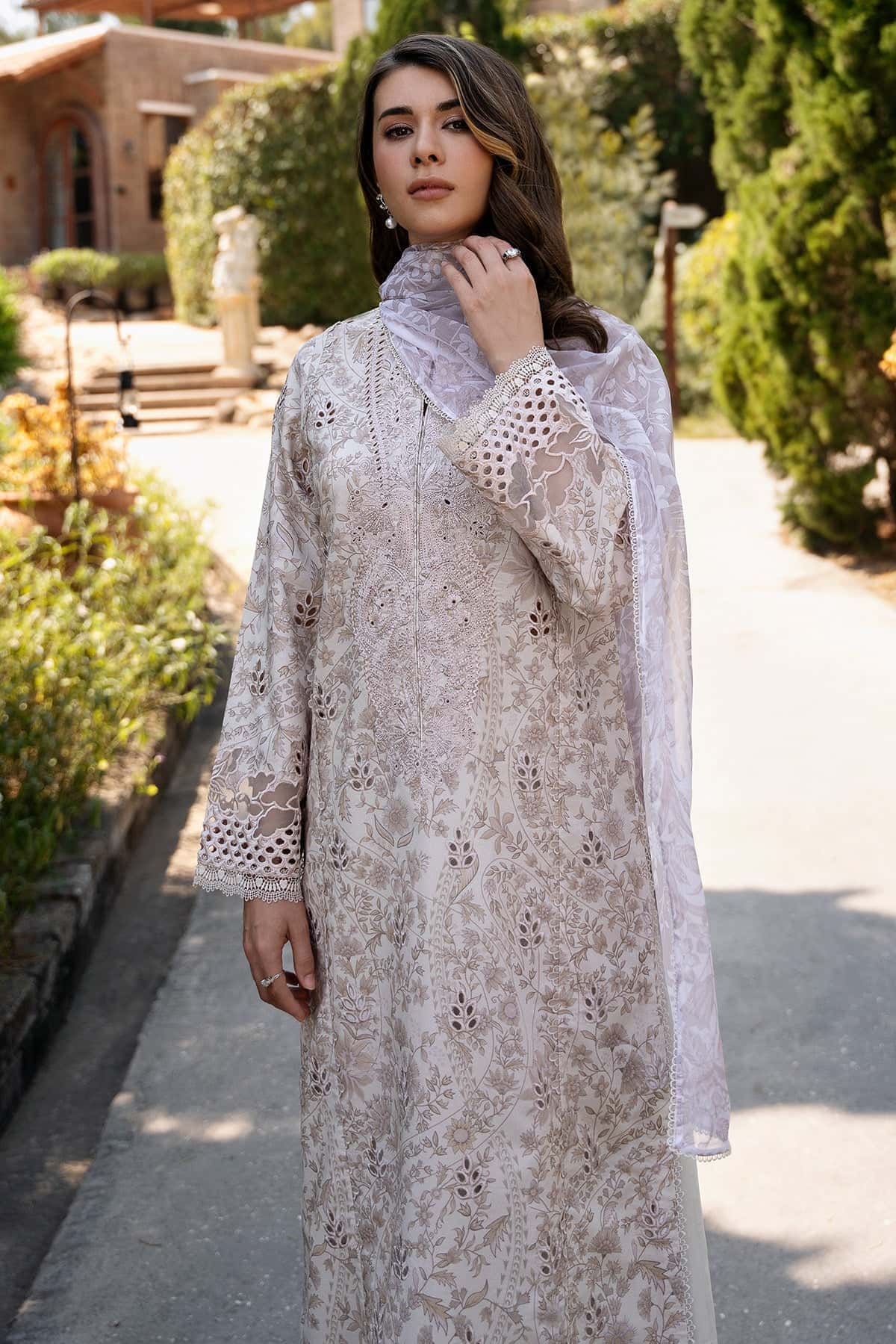 Afrozeh | Damask The Holiday Edit 25 | Lunetta A -  Afrozeh Ladies Clothes - Original Designer Dress - House of Maryam