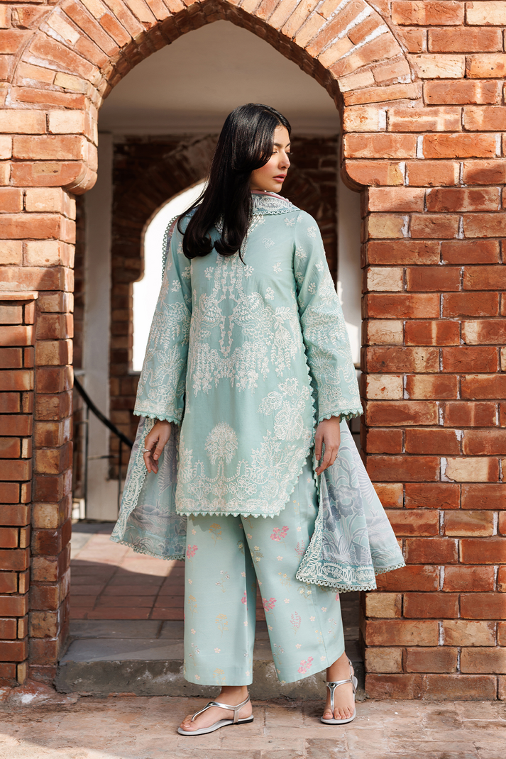 Emaan Adeel | Mirabelle Festive Luxury Lawn | ISOLDE-5