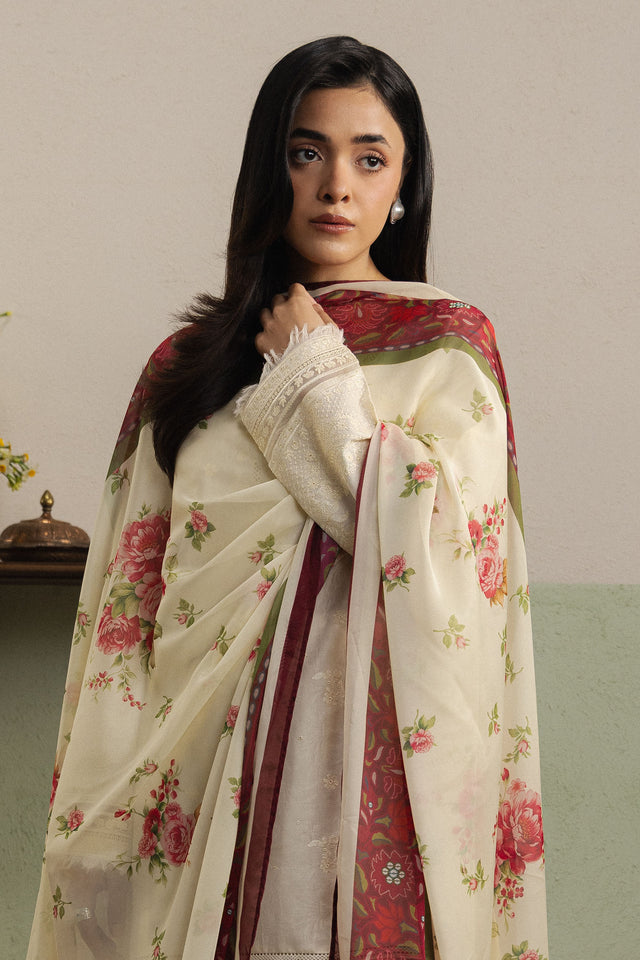 Zara Shahjahan | Pret 26 | Hoorain-B-4