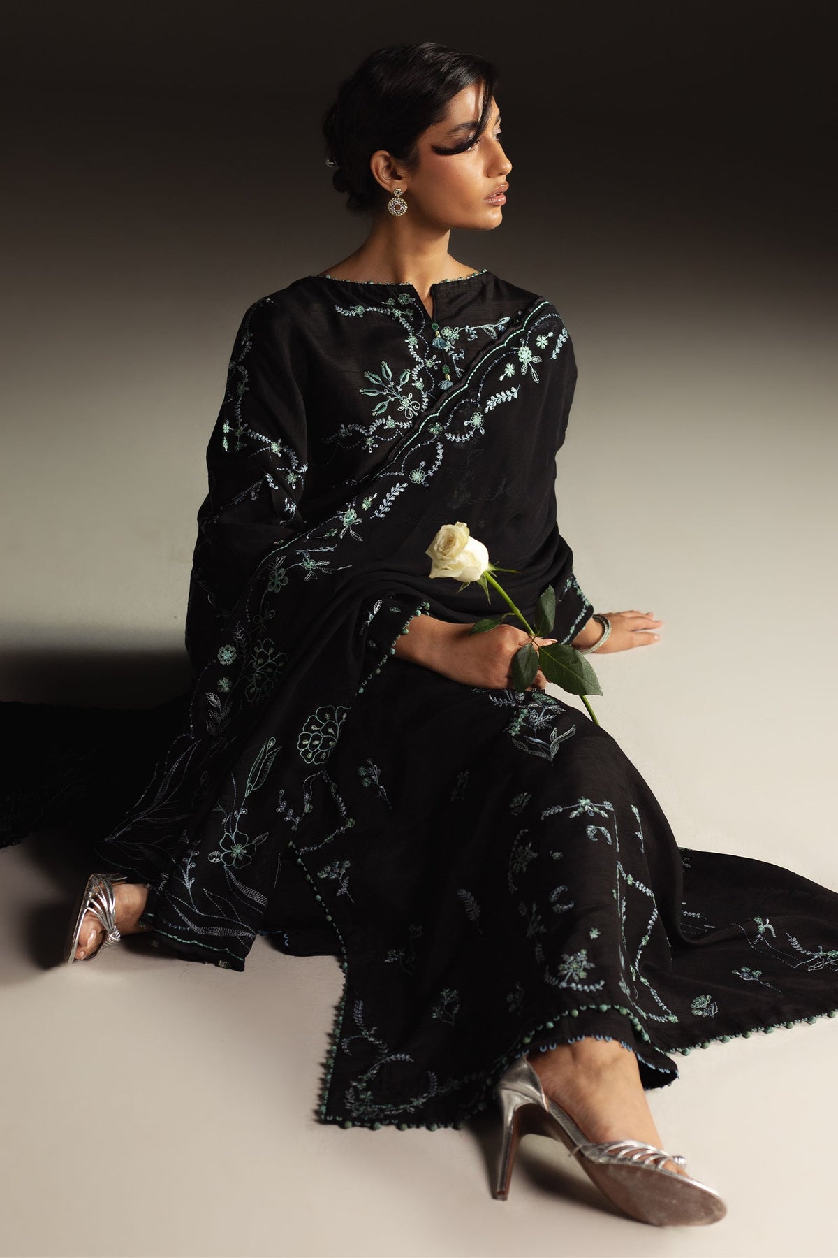 Zara Shahjahan | Festive 25 | Hoorain-3