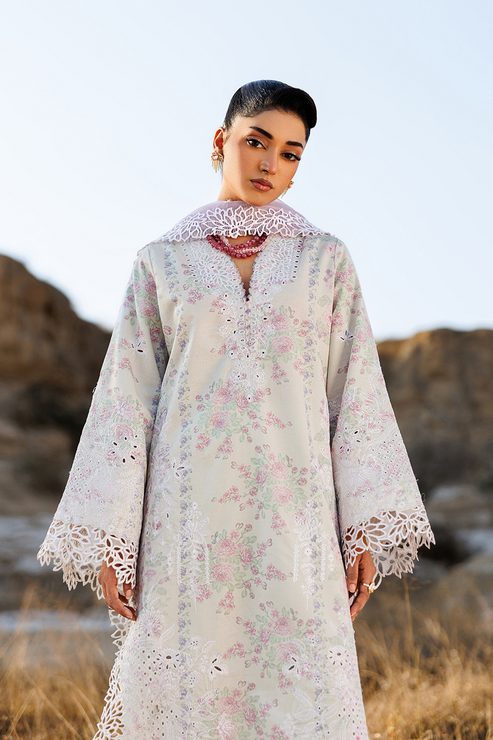 Emaan adeel | Sunlit Groove Luxury Lawn 26 | SUNNY SPLASH-4