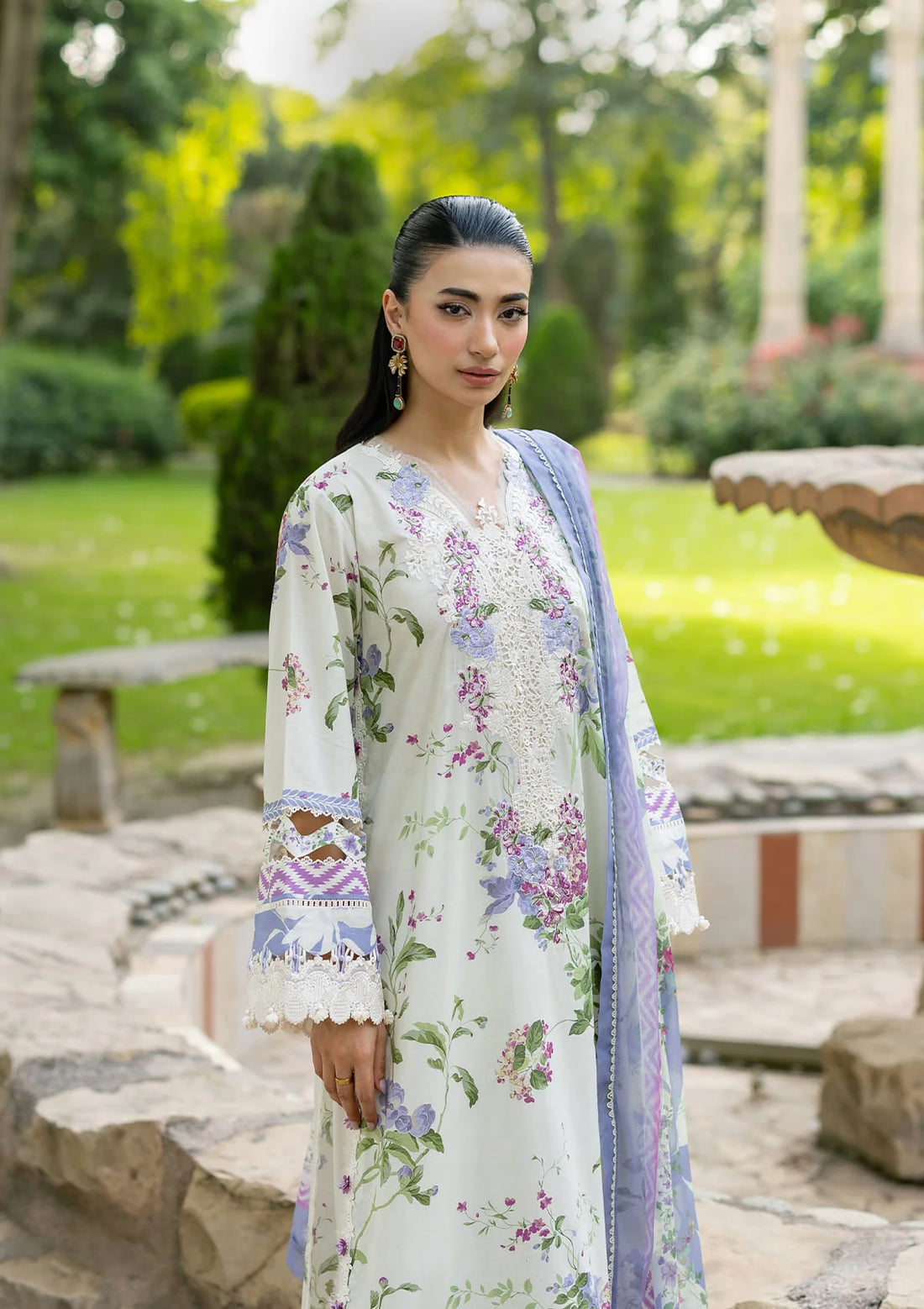 Elaf Premium | Signature Embroidered Lawn with Chiffon Collection 26 | ESG-3B KATIE-3