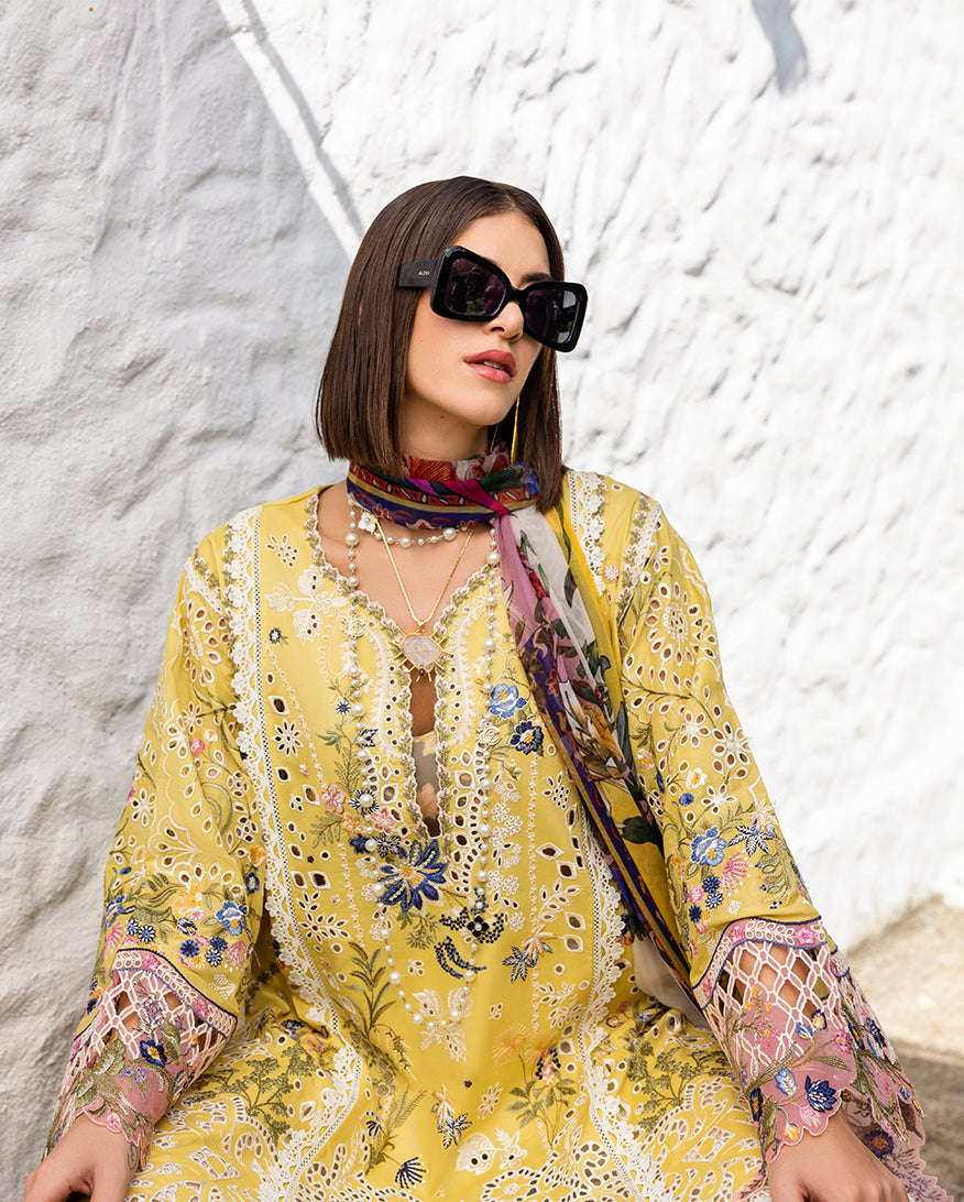 Esmel | Mon Tresor Luxe Lawn 26 | Belle Ame, image 6