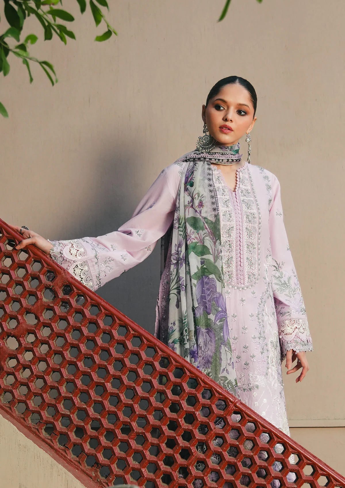 Kahf Premium | Ek Fasana Luxury Lawn 26 | KLB-4A MEHAK, image 3