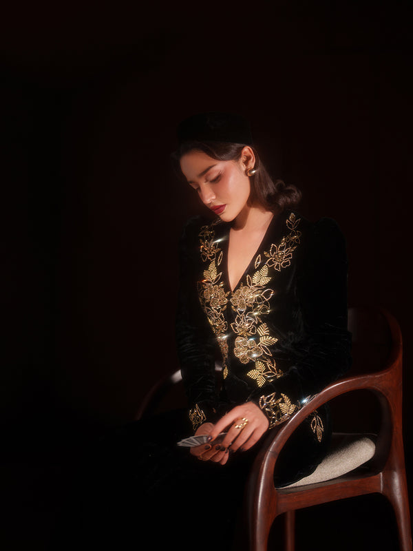 Caia | Luxury Velvet Edit 25 | Eclipse, image 3