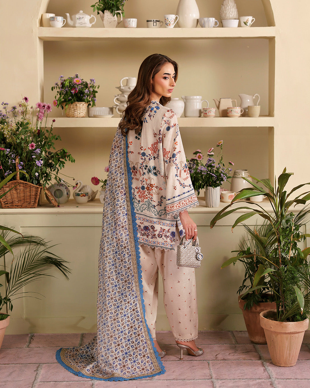 Faiza Saqlain | Serina Luxe | Jennet, image 2