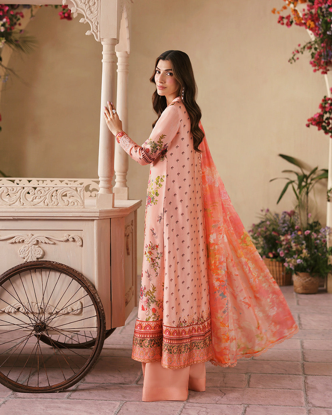 Faiza Saqlain | Serina Luxe | Anfel, image 2