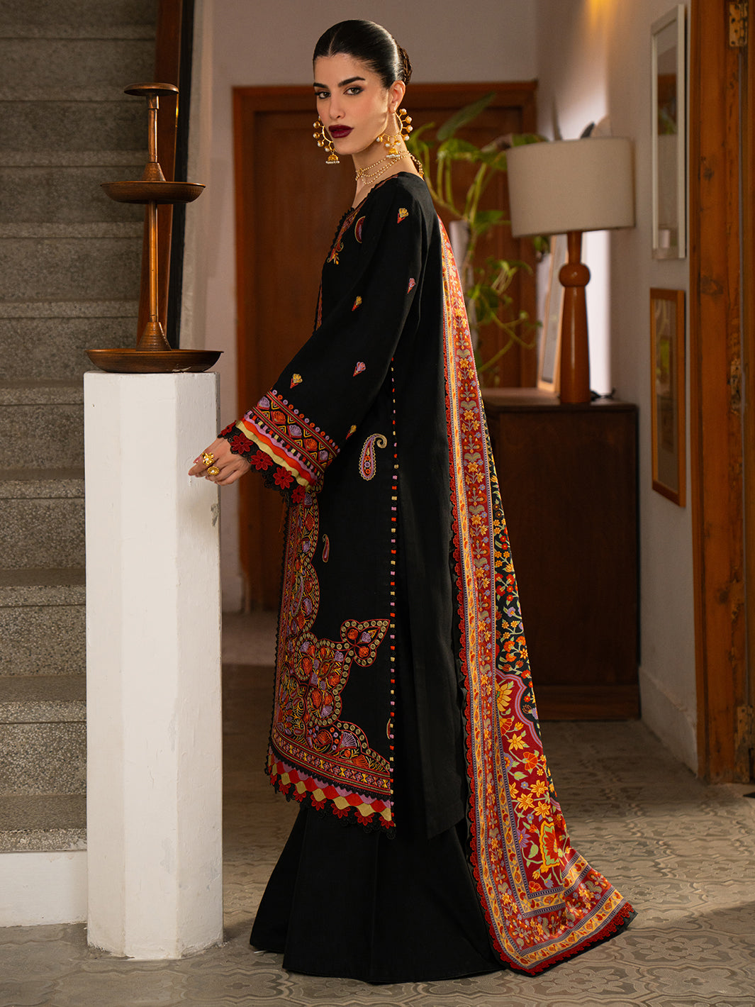 Bin Ilyas | Gulrukh Khaddar 25 | 61-B, image 3