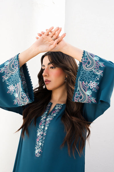 Azure | Chic Essentials | Aquamarine