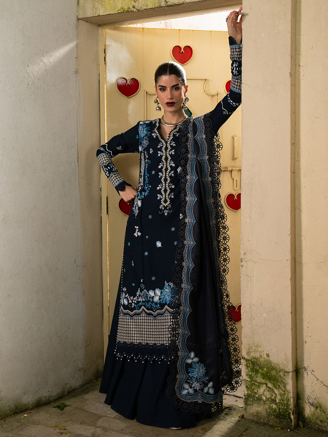 Bin Ilyas | Gulrukh Khaddar 25 | 62-B, image 5