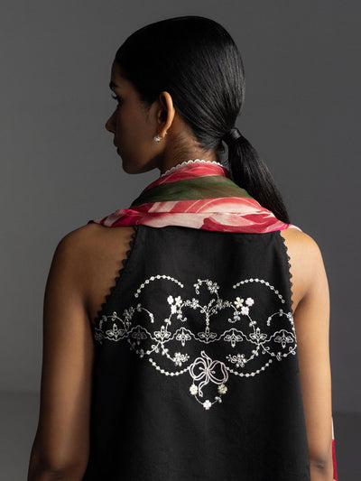 Zara Shahjahan | Coco Lawn 26 | Miro-2B